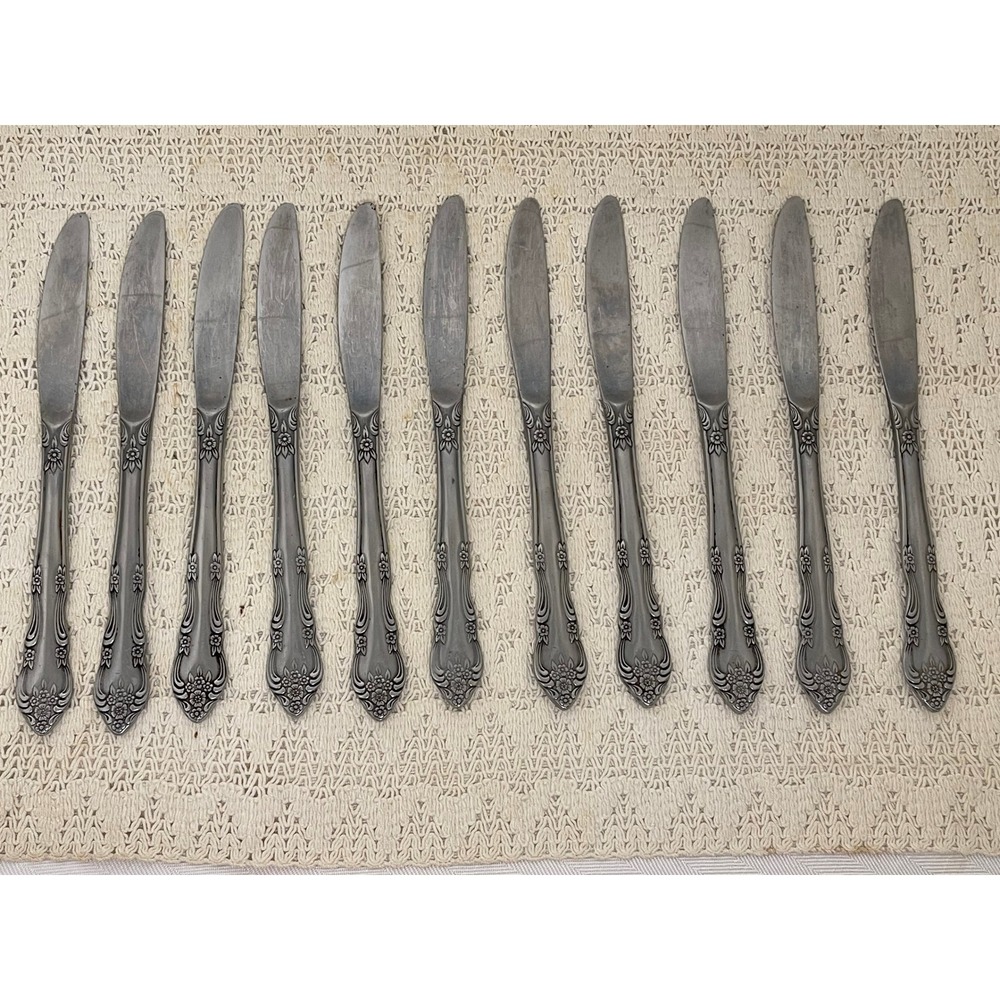 Rogers Dream Rosebud Stainless Steel Dinner Knives Set of‎ 11 Floral Korea VTG